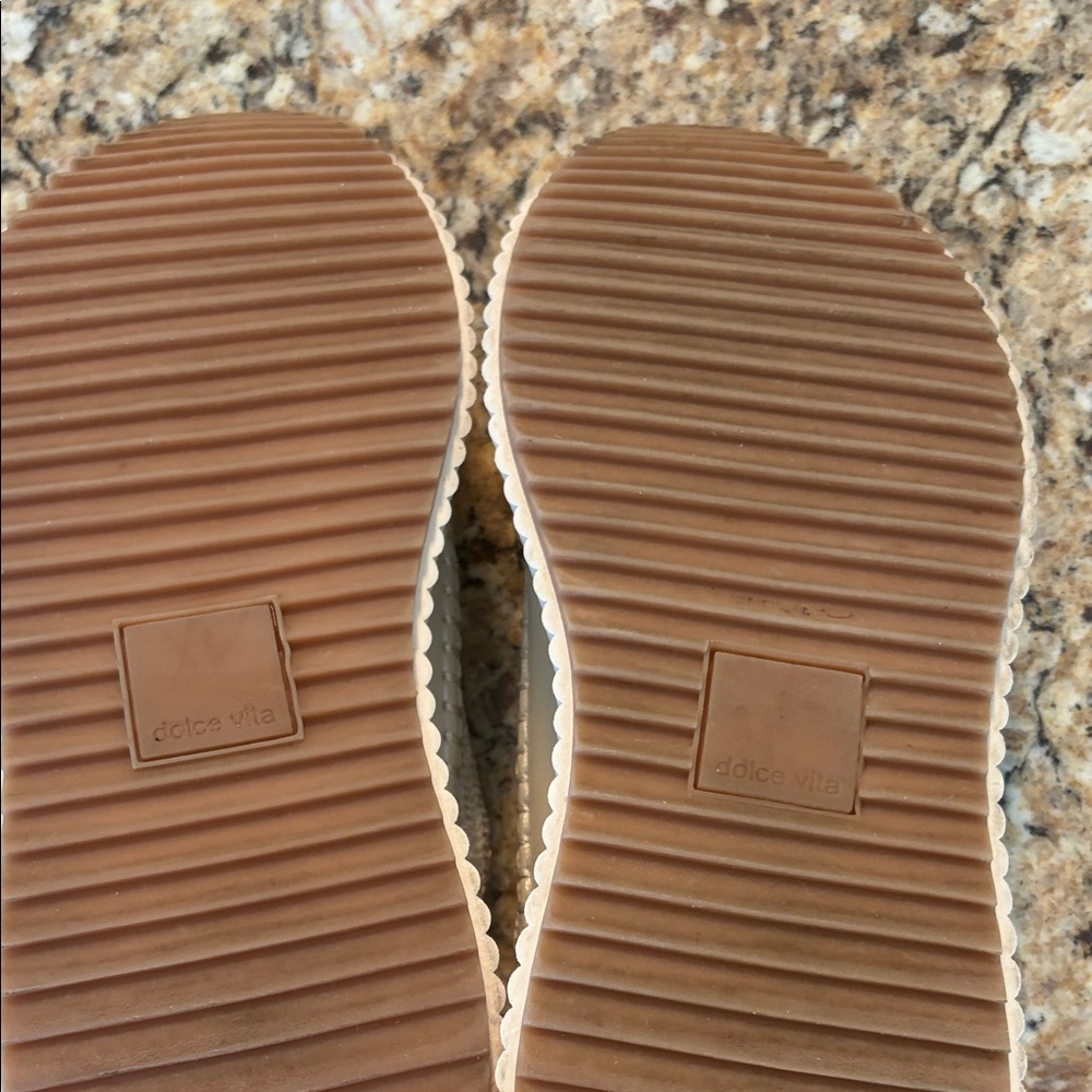 Dolce Vita Neutral Cream Woven Platform Sneakers - Picture 9 of 9